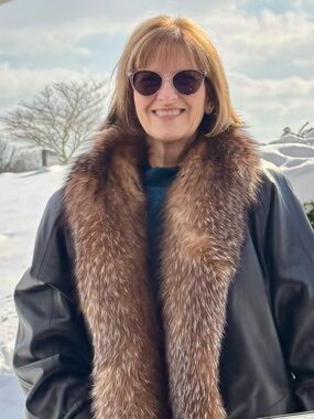 Meet your Posher, Sharon